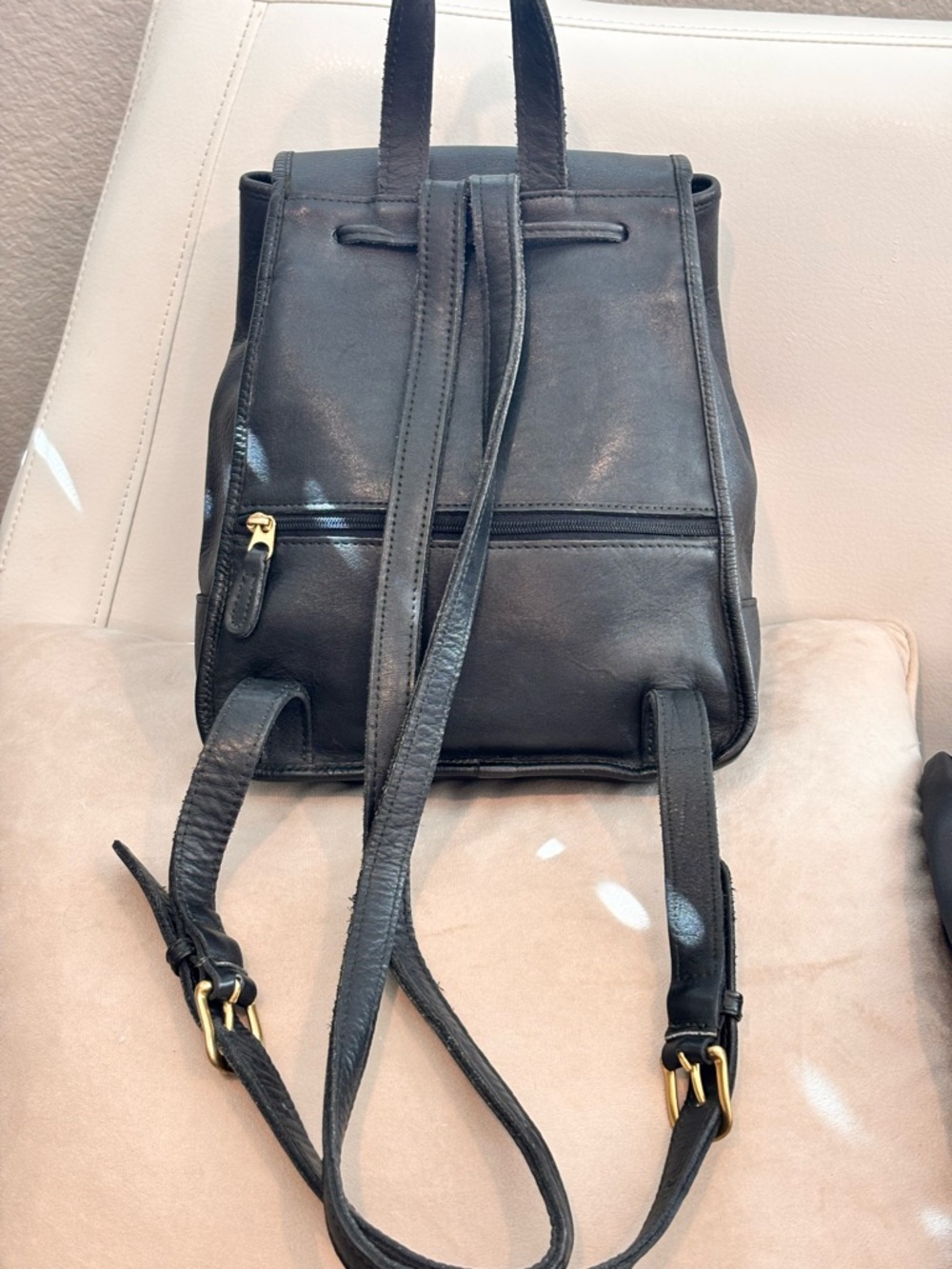 COACH 1997 Vintage Daypack Black Leather Mini Backpack with Gold Turnlock $695+ - Picture 5 of 16
